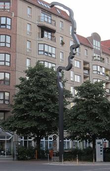 Il monumento a Georg Elser a Berlino Mitte